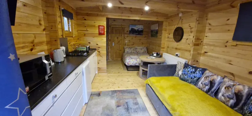 Birdsong lodge Dog Friendly Nr Sutton on Sea - Image 1