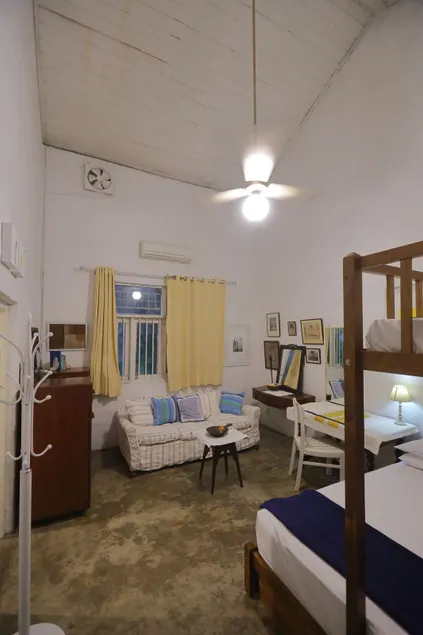Tropical a/c designer studio. Colombo 8 - Image 1