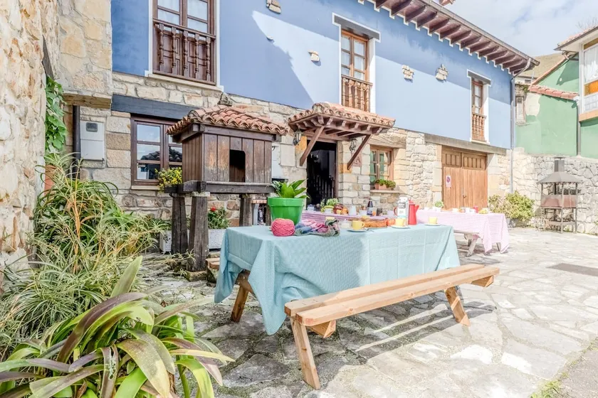 Ideal for groups of 15 people in 8 rooms with 8 bathrooms - Image 1