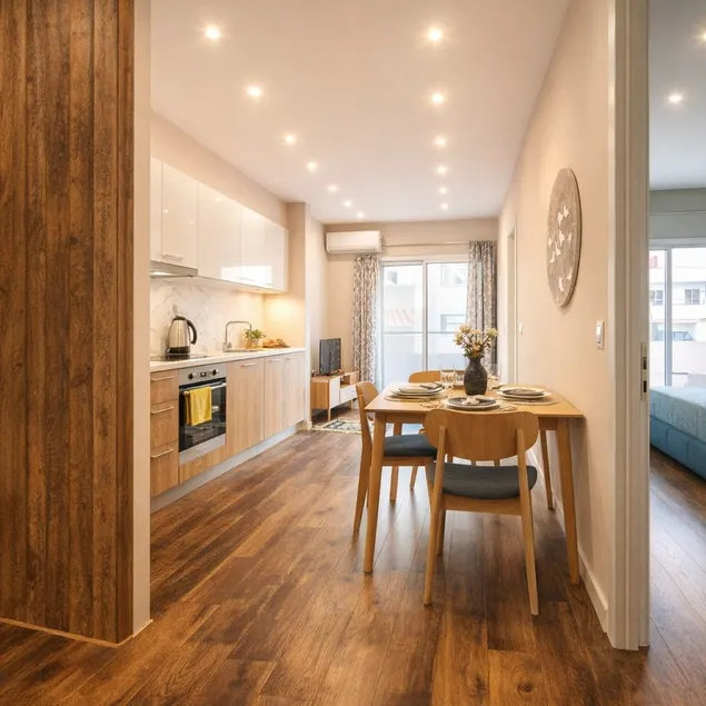 Chic Serenity Modern 1BR Oasis in Astir - Image 1