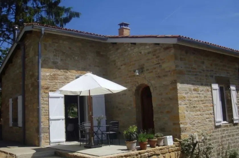 Maison Simonet, a charming and comfortable gite - Image 1