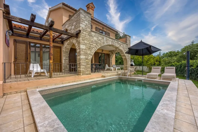 Villa LuMARE TERRA - 10 minutes beech, BBQ, POOL - Image 1
