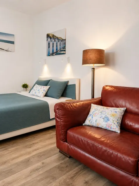 Delightful studio apartment in downtown Keszthely - Image 1