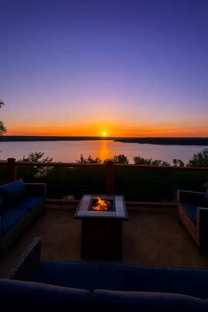 Relax at Sunset Cabin — Panoramic Lake Views! - Image 1