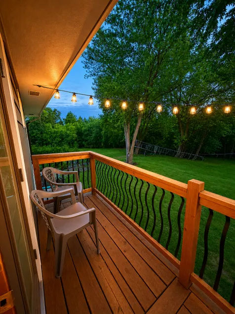 Beautiful 2 Bedroom Duplex - Image 1