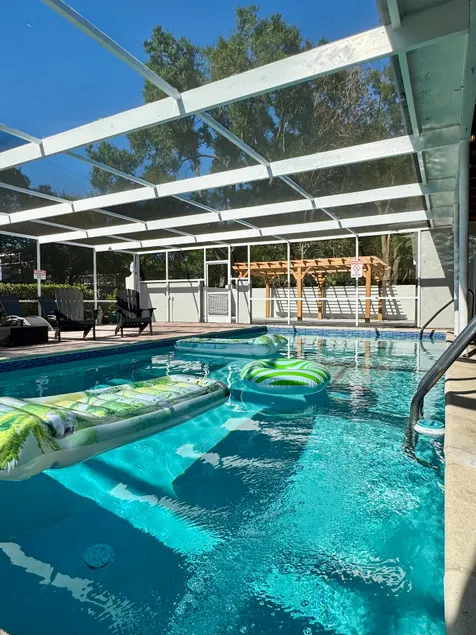 Brandon Family Oasis | sleeps 16, game room, Pool - Image 1