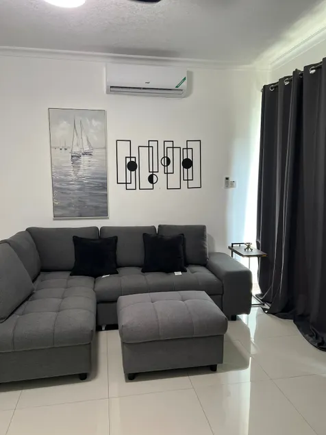 Stylish New Kgn Apt | Rooftop Pool + 24/7 Security - Image 1