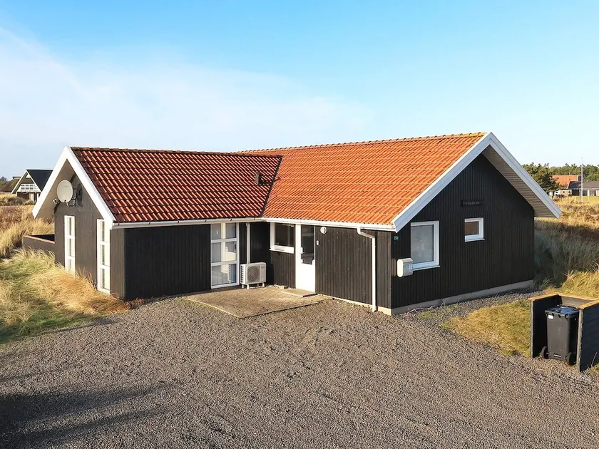 8 person holiday home in Blåvand-By Traum - Image 1