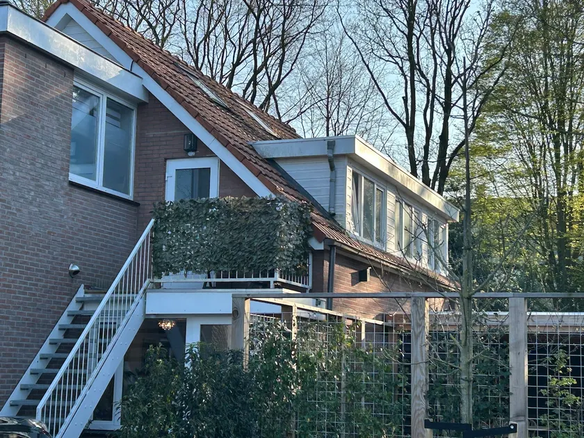 Spacious and bright apartment for 4 persons - Free parking - Image 1