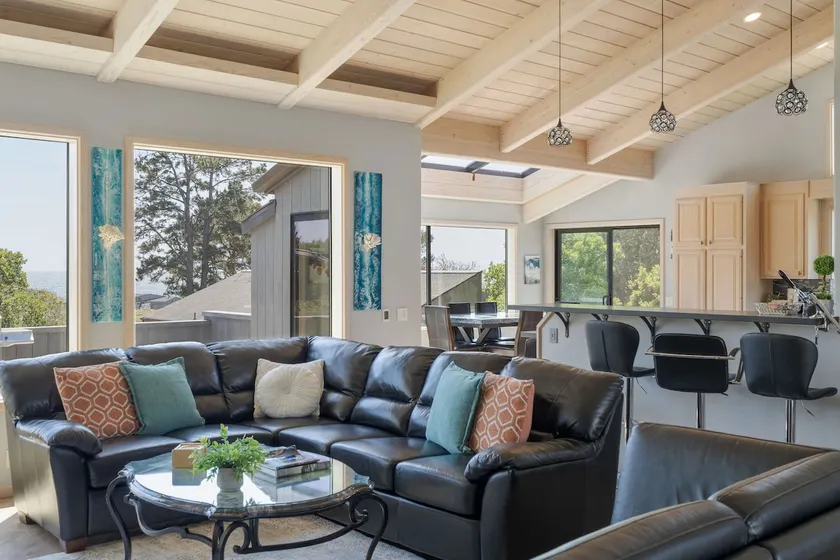 Sea Ranch Ocean Views 4 bedrooms + office - Image 1