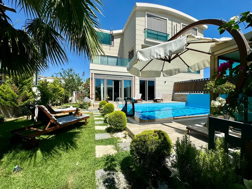 Villa Annabèll2 with private pool,3 floor, jaccuzi - Image 1