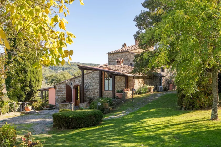 Stone farmhouse w/private pool Vacavilla Exclusive - Image 1