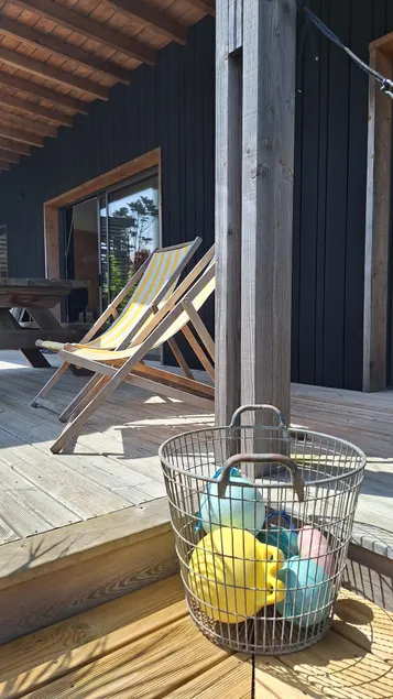Beachfront vacation home - Image 1
