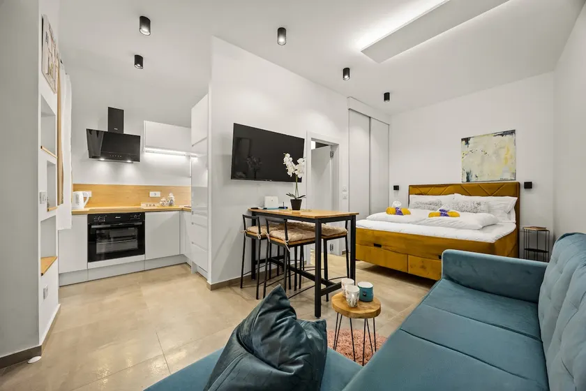 Cozy Studio Apartment LEPRIN in Labin Old Town - Image 1