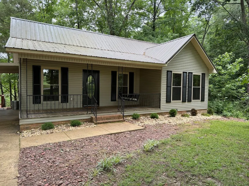 River’s Edge Guesthouse - Image 1