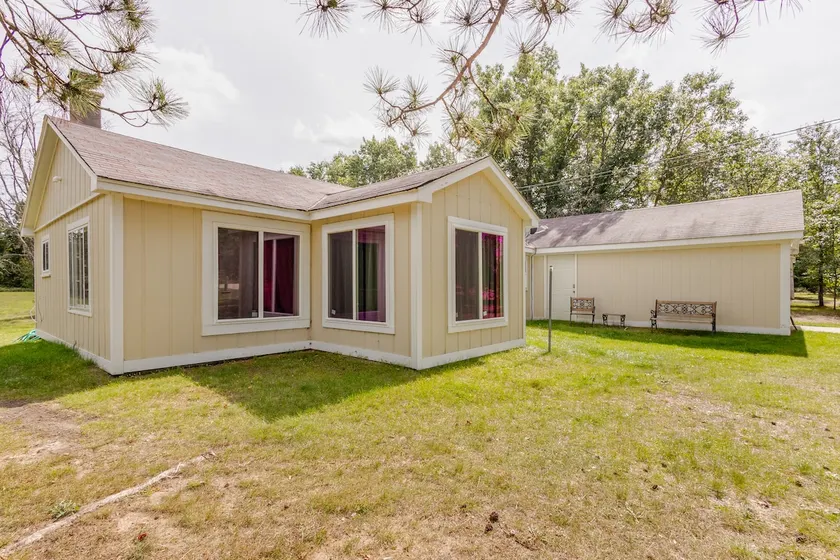 Miller Cabin - Spacious four bedroom cabin - Image 1