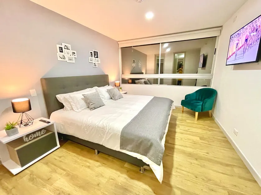 1403 Luxurious apartment in El Poblado Medellín - Image 1