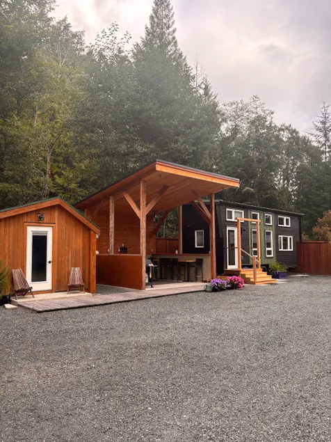Rustic Retreat Tiny home - Image 1