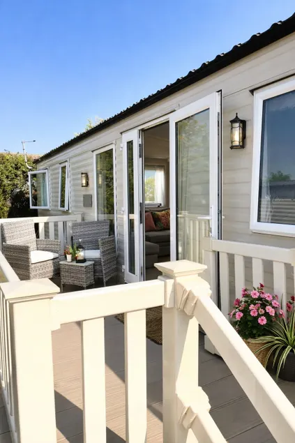F43 Superior Sleeps 6 Free Parking 2 Showers - Image 1