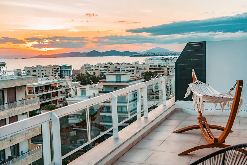 Junior Suite with private Jacuzzi & Acropolis view - Image 1