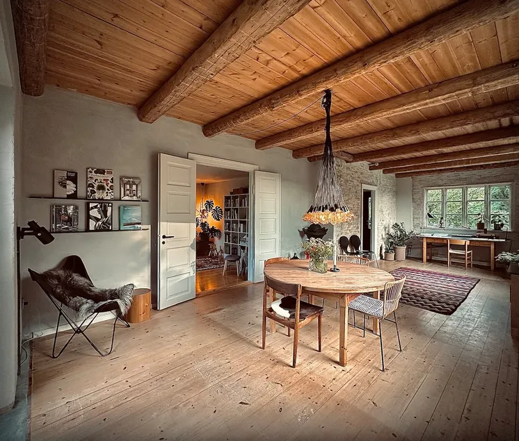 Escape in contemporary bohemian style. - Image 1