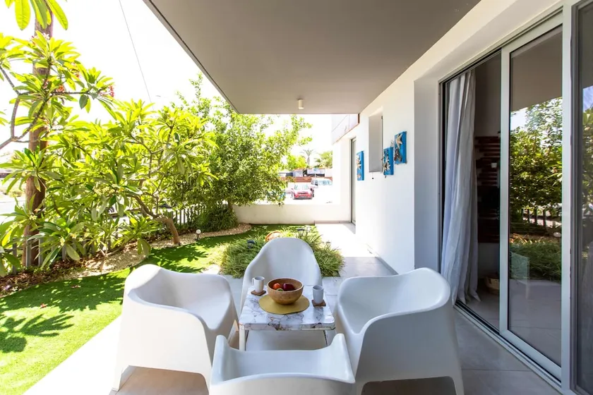 Lemon Tree 1-BR Apt with Terrace & Pool in Livadia - Image 1