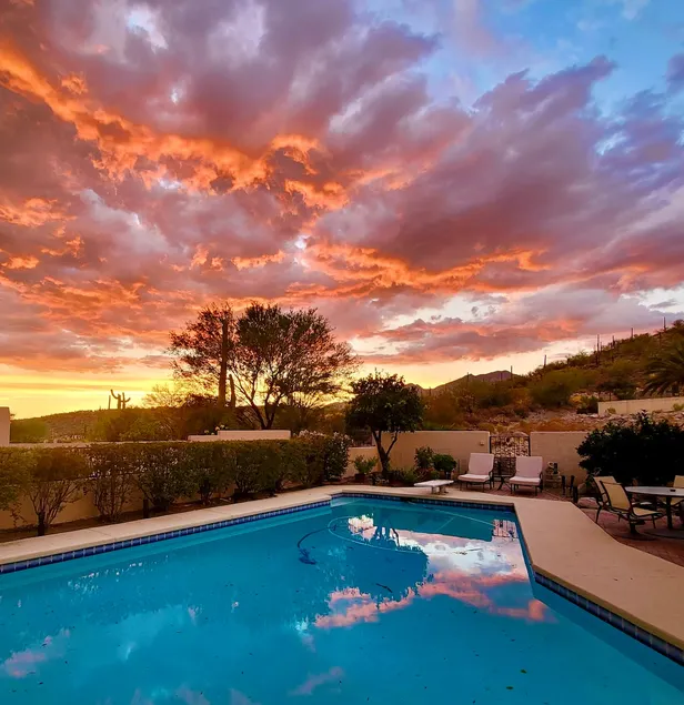 Suite Stay with Heavenly Views - Image 1