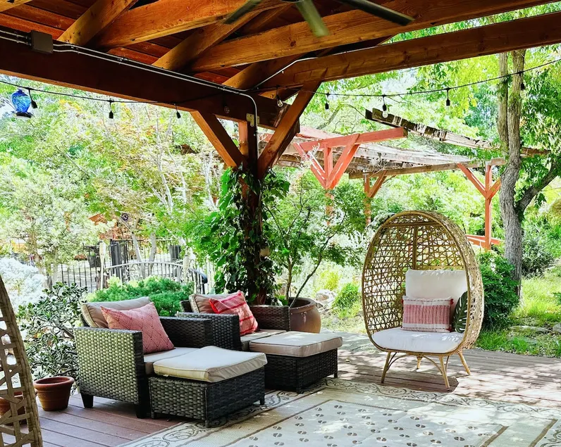 Escape to a waterfall OASIS unrivaled tranquility - Image 1