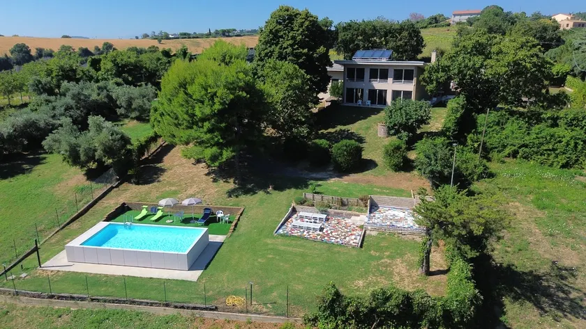 Villa mit Grill, Garten und privatem Pool | Meerblick - Image 1
