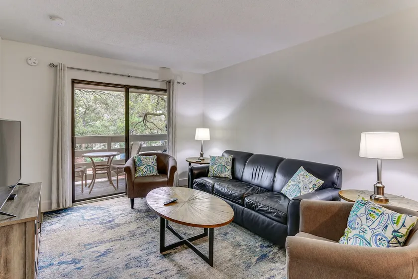 2 Blocks to Beach: Hilton Head Condo, Pool, Tennis - Image 1