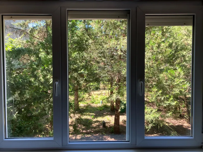 Quiet green area - Image 1