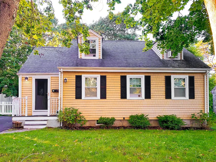 4BR + No Bridge Traffic + Water Wizz Water Park + Pond & Beaches - Image 1