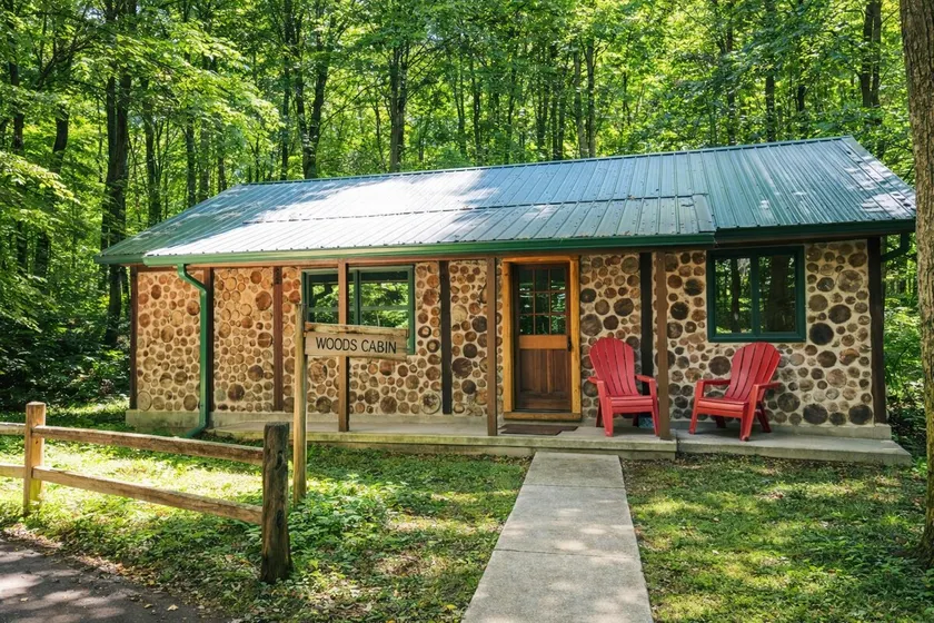 Woods Cabin- Golf + Ski - Image 1