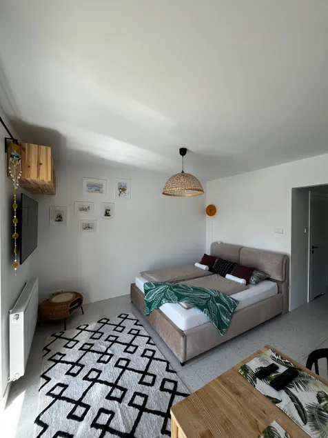 marga_apt - Image 1