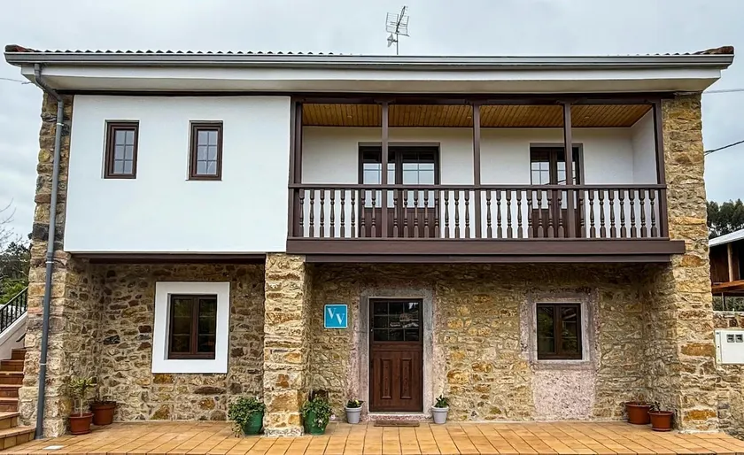 Independent Ground-Floor Rural House - Image 1