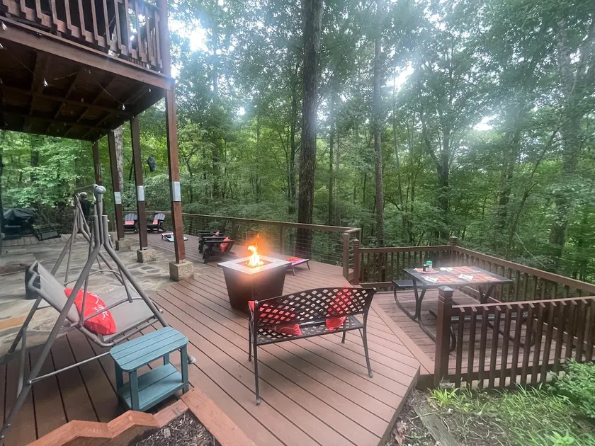 *Papa Bear Cabin-Game Room-Upper Hickory Nut Lake - Image 1