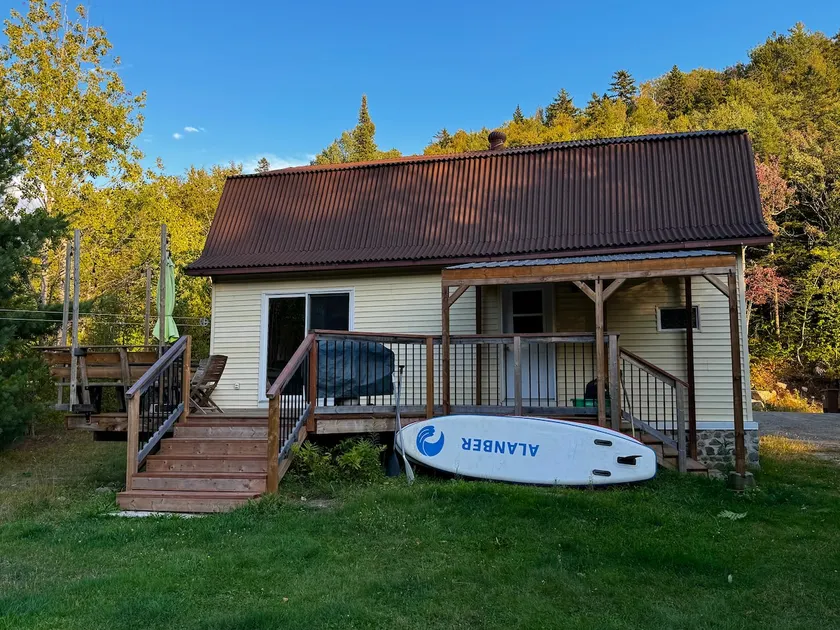 Small Chalet - Image 1