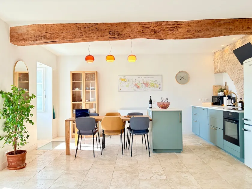 Charming 3* cottage surrounded by vineyards in Givry - Image 1