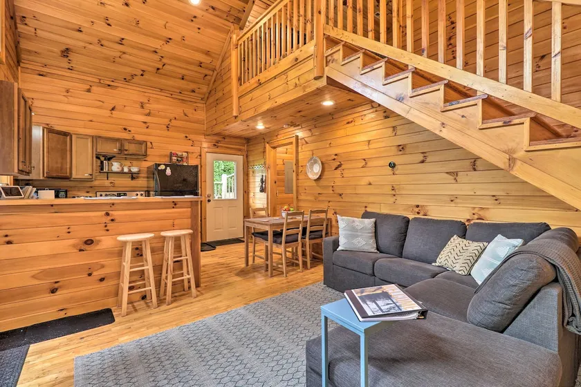 Cozy Boone Cabin w/ Deck: Close to Downtown! - Image 1
