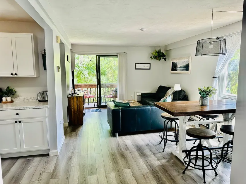 Weirs rental-Opening last week of August! - Image 1