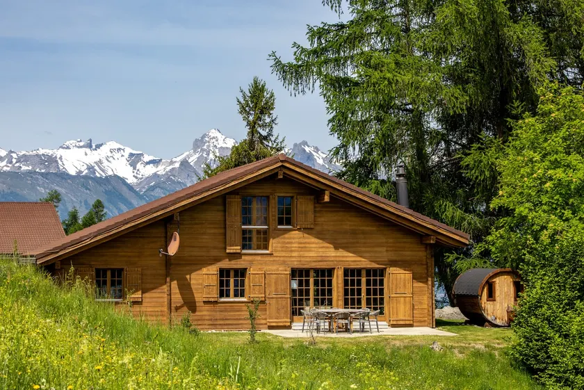 Chalet Pierre Blanche - Image 1
