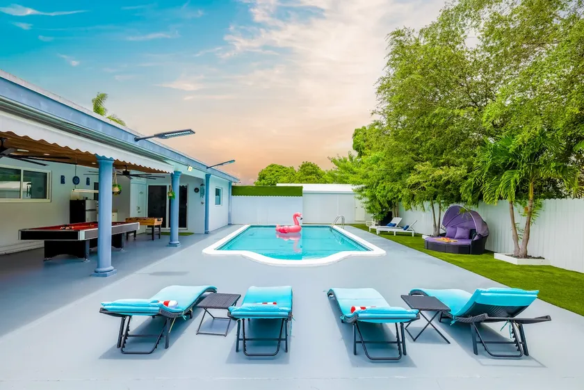 Dreams Villa | Pool | 12 PPL | Games |Top Location - Image 1