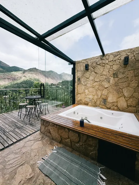 Canoa Chalet – Spectacular Mountain Setting - Image 1