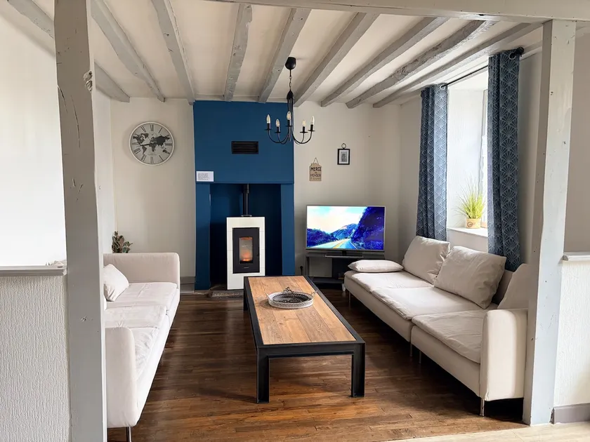 Picturesque and cozy house - Image 1