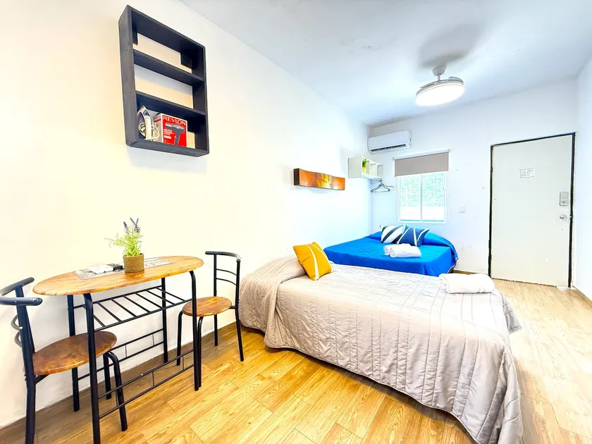 New Modern AptC w/AC/Great Location/Work+/Water - Image 1