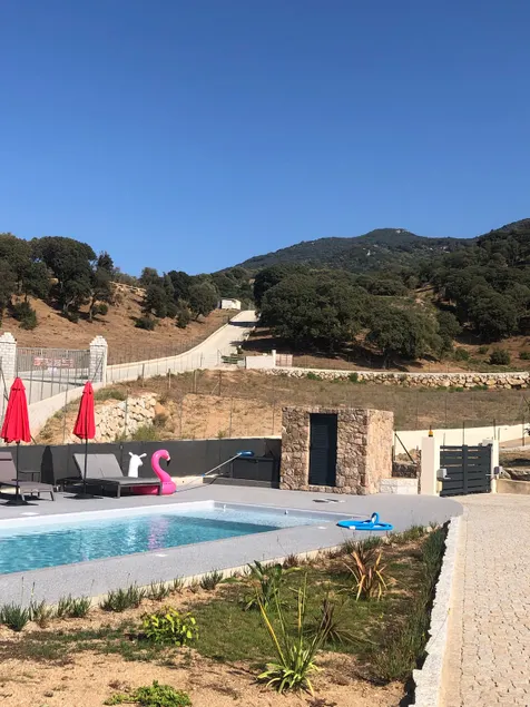New mini villa with pool - Image 1