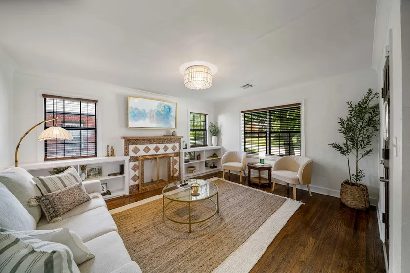 Modern 2BR • Hot Tub • Putting Green • TU District - Image 1