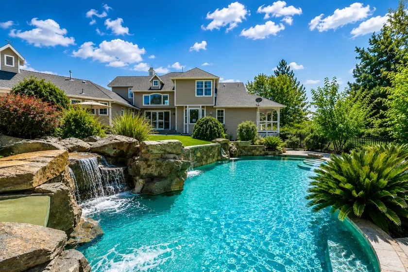 Rockslide Pool+Hot Tub+Fire pit | Luxury Estate - Image 1