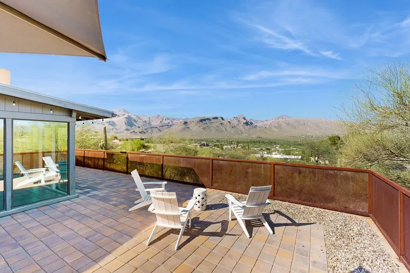 Large 3BR Mountainview | Private Pool | Hot Tub - Image 1