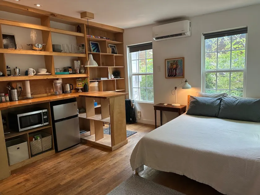 Garden Studio w/ Private Patio & Kitchenette - Image 1
